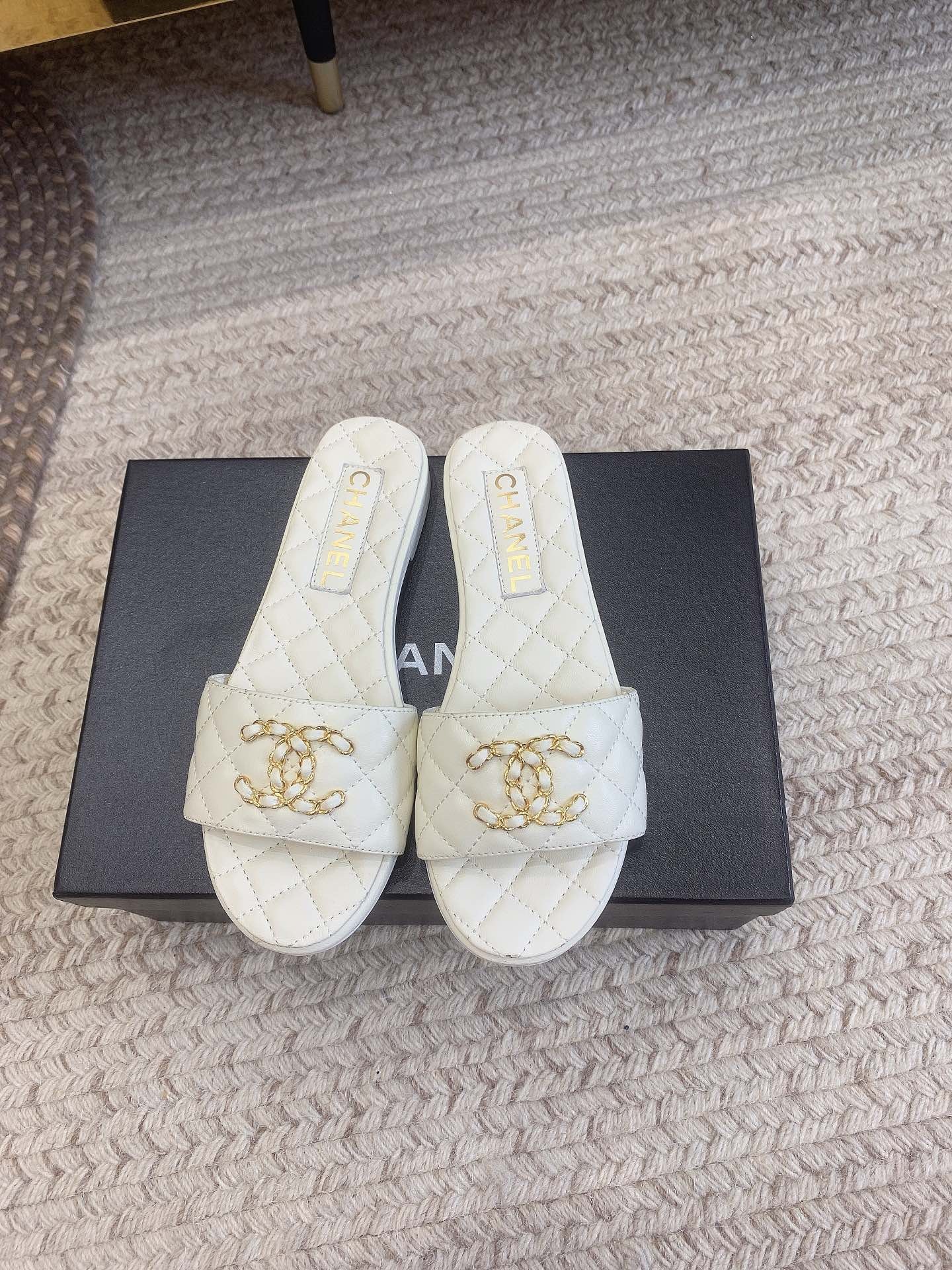 1F5472F0-B244-4B0B-88D6-10BBB0771811