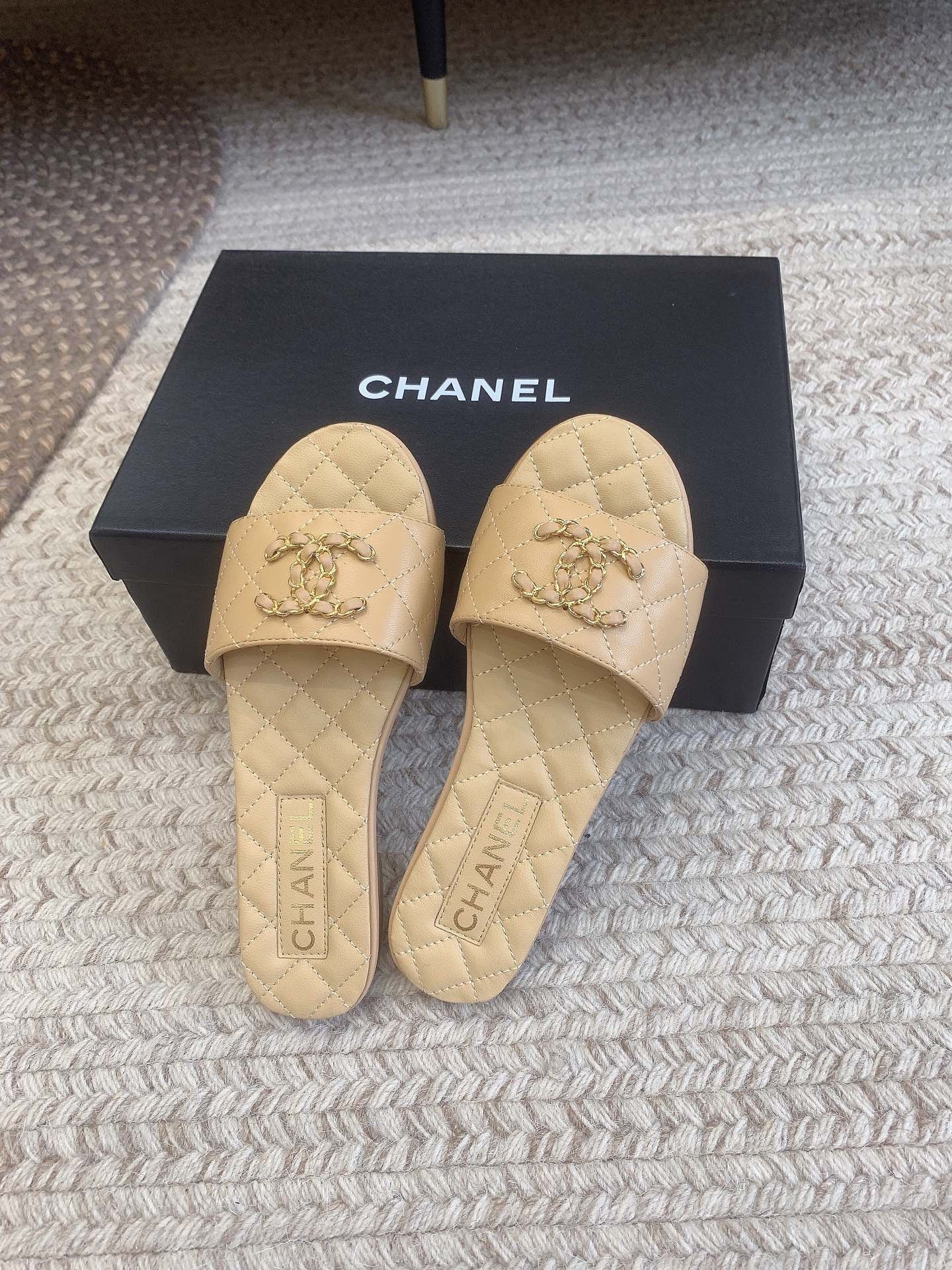 D0D0444A-2CEA-43B2-8AAB-A934DCAC7D3F