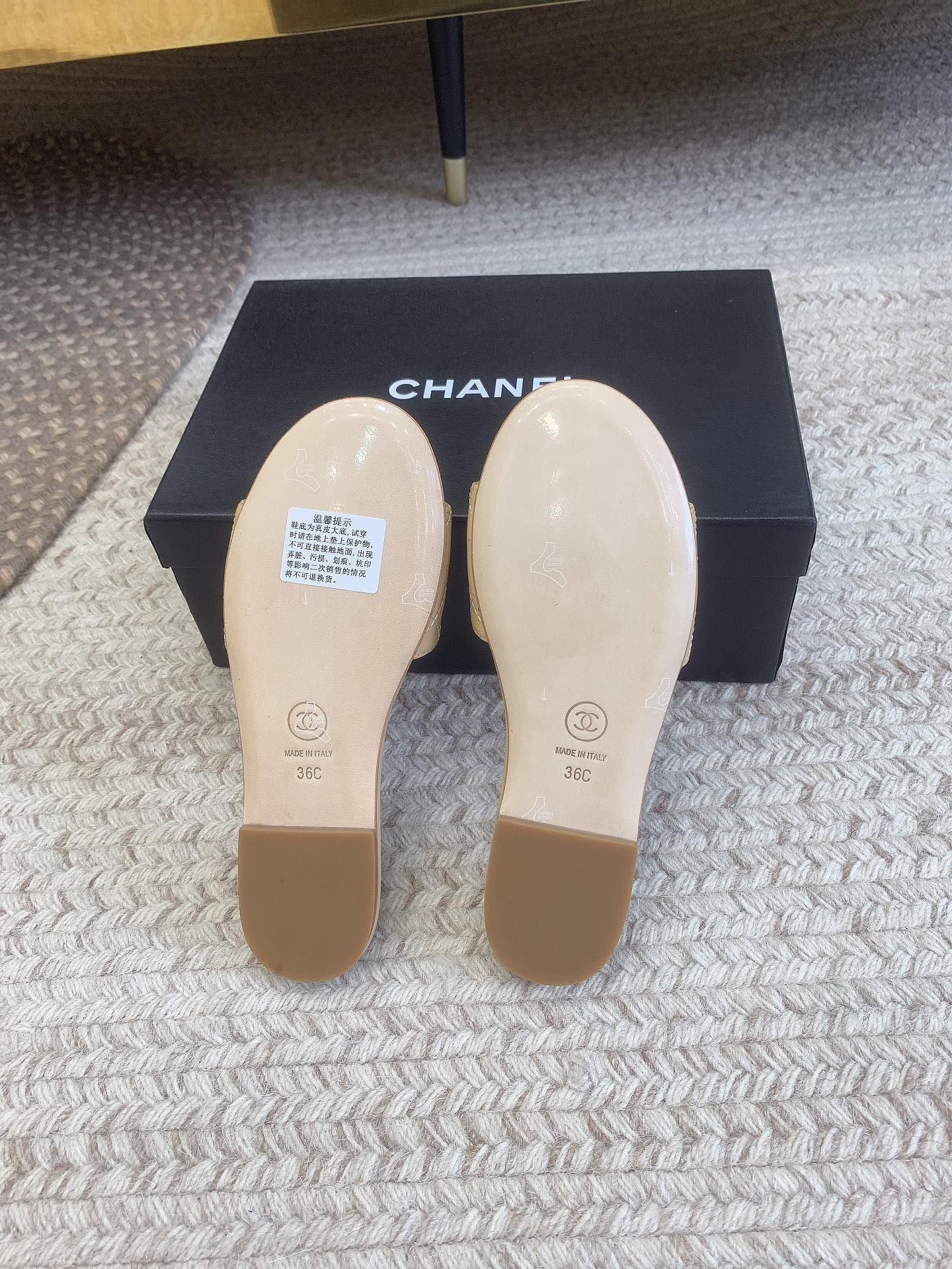 1962D7BF-81CB-4EDA-AD4C-F28C87A85A83