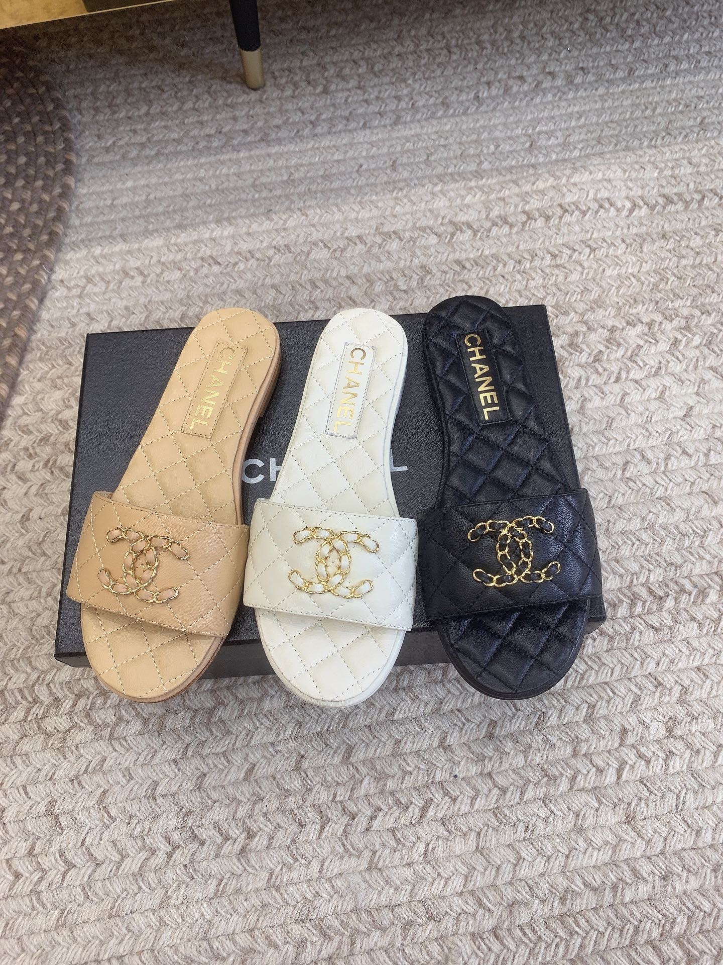 D4F35A4D-6DAE-4BBA-9809-E47B20CF3817