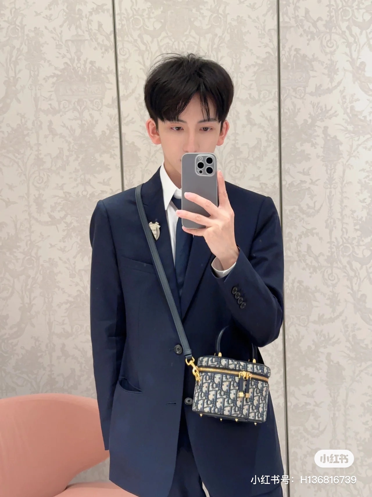 A1997ECE-6989-4605-A706-72C2A04B91D1