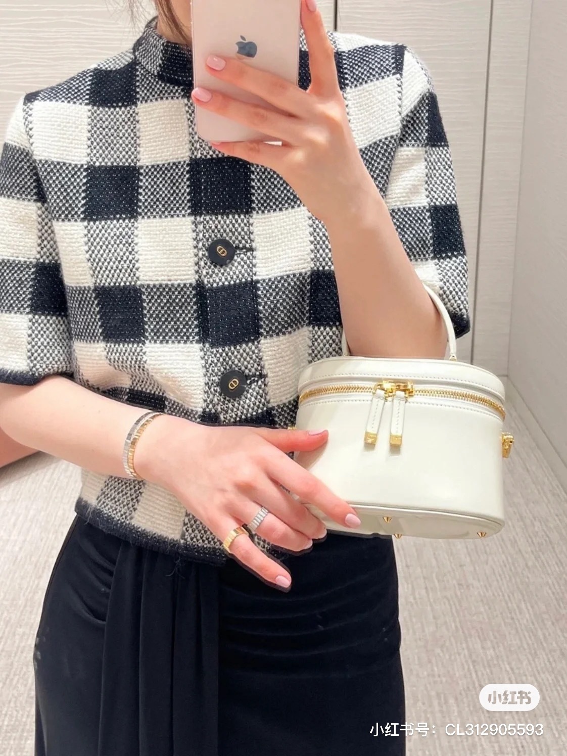 325E24C9-ED2D-46C9-A0EA-310F03465741