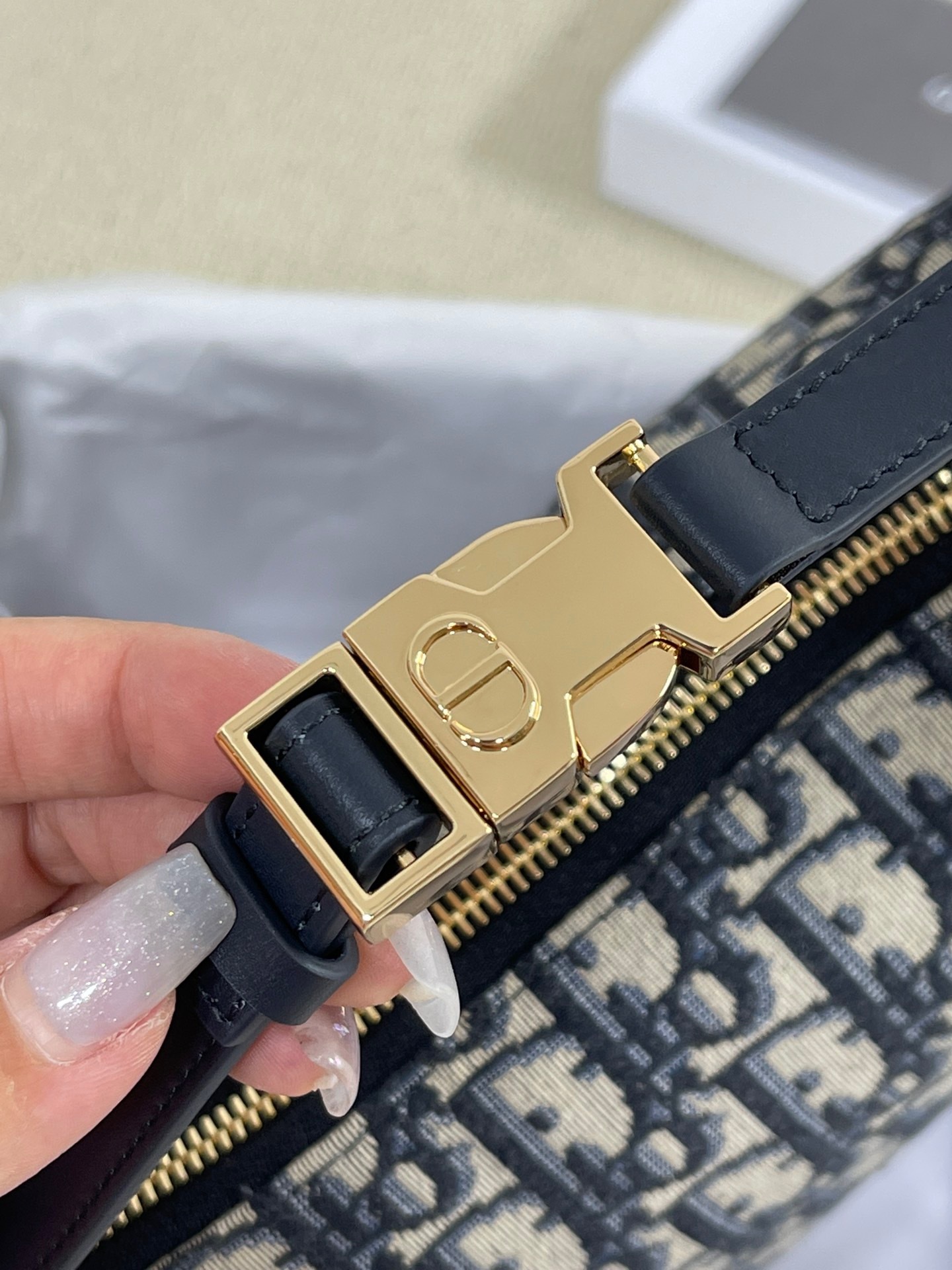 88BA95EC-8DAF-470E-91C4-2073EA092282