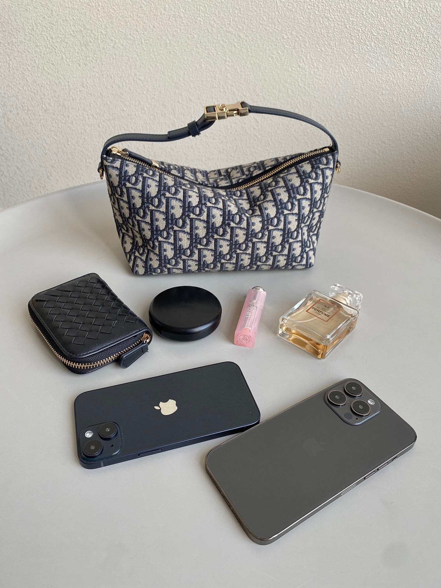 0BB89CF1-3BDC-4482-B21F-E135B92287EE