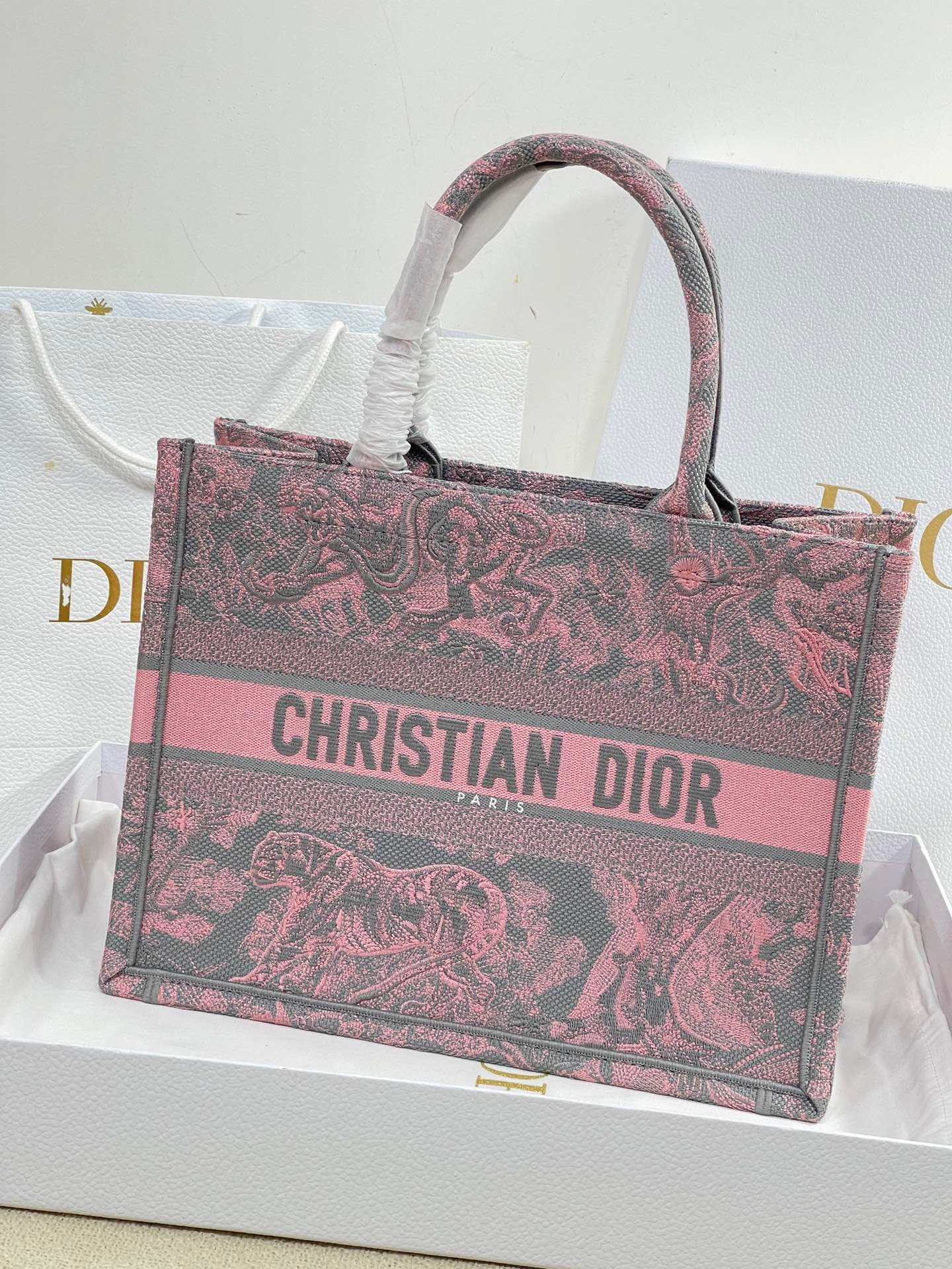 F1E67B44-5738-4D20-8440-FAEF6C28078A