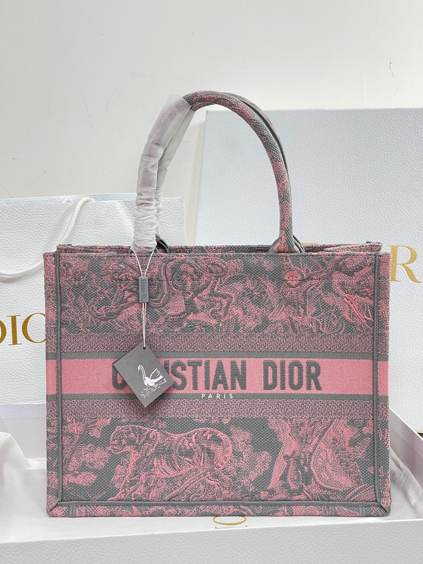 46C7A4AC-2C36-4952-8FD8-FC70CF842CA7