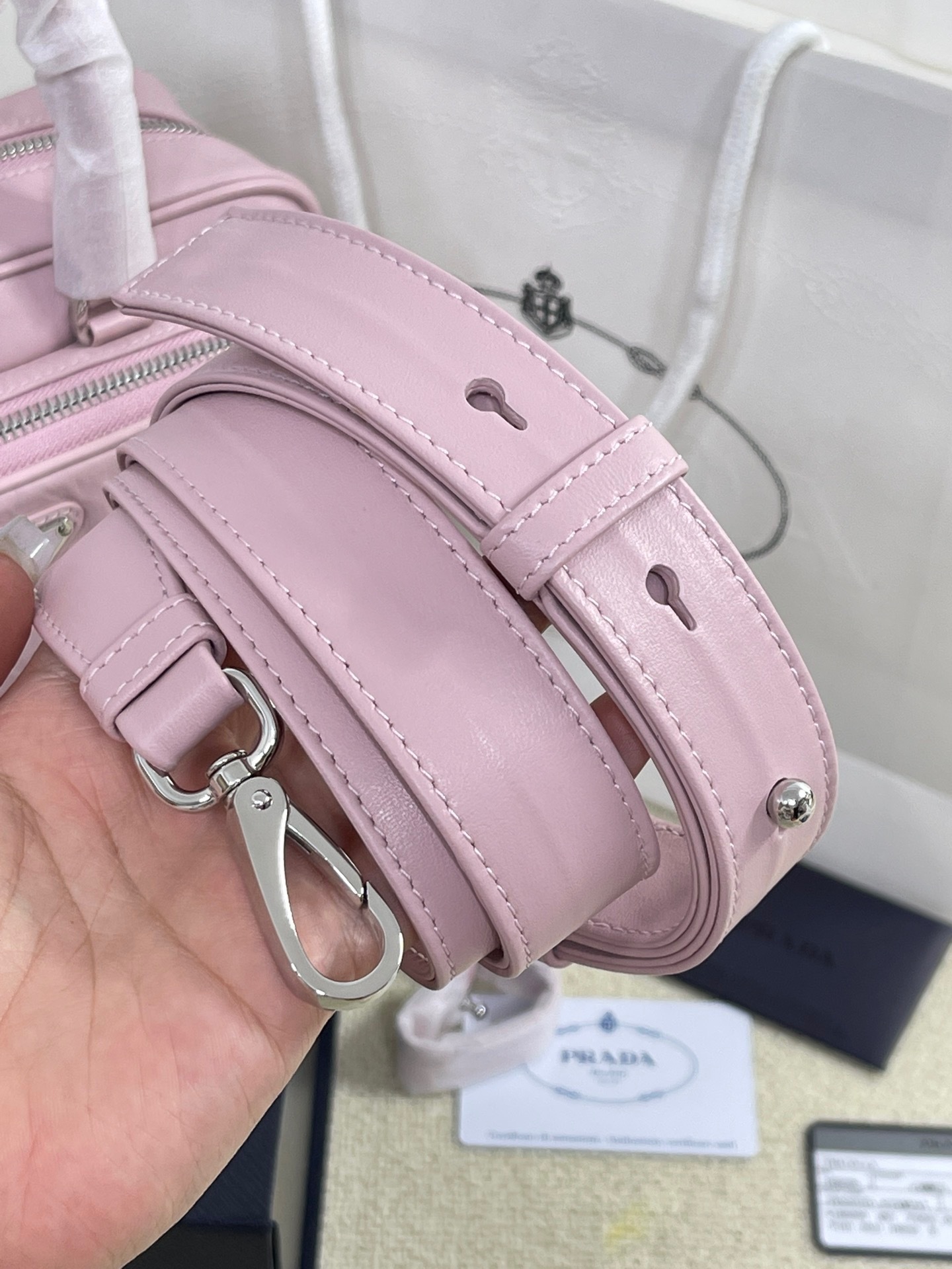 7E71C861-EF77-47BD-AA15-F4F6DBC1B5B4