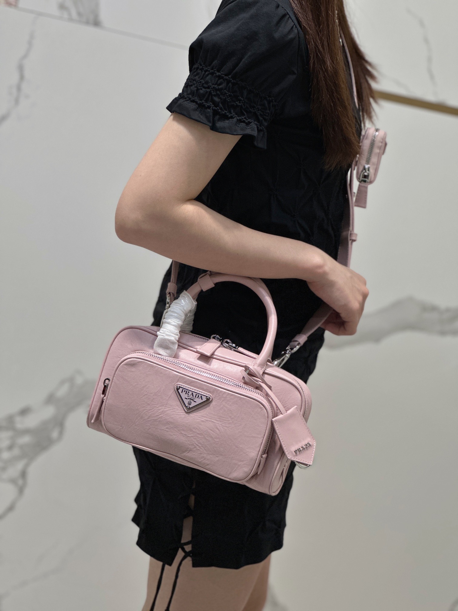 233A1D8E-3DB1-4273-88D2-54E00D68A5B3