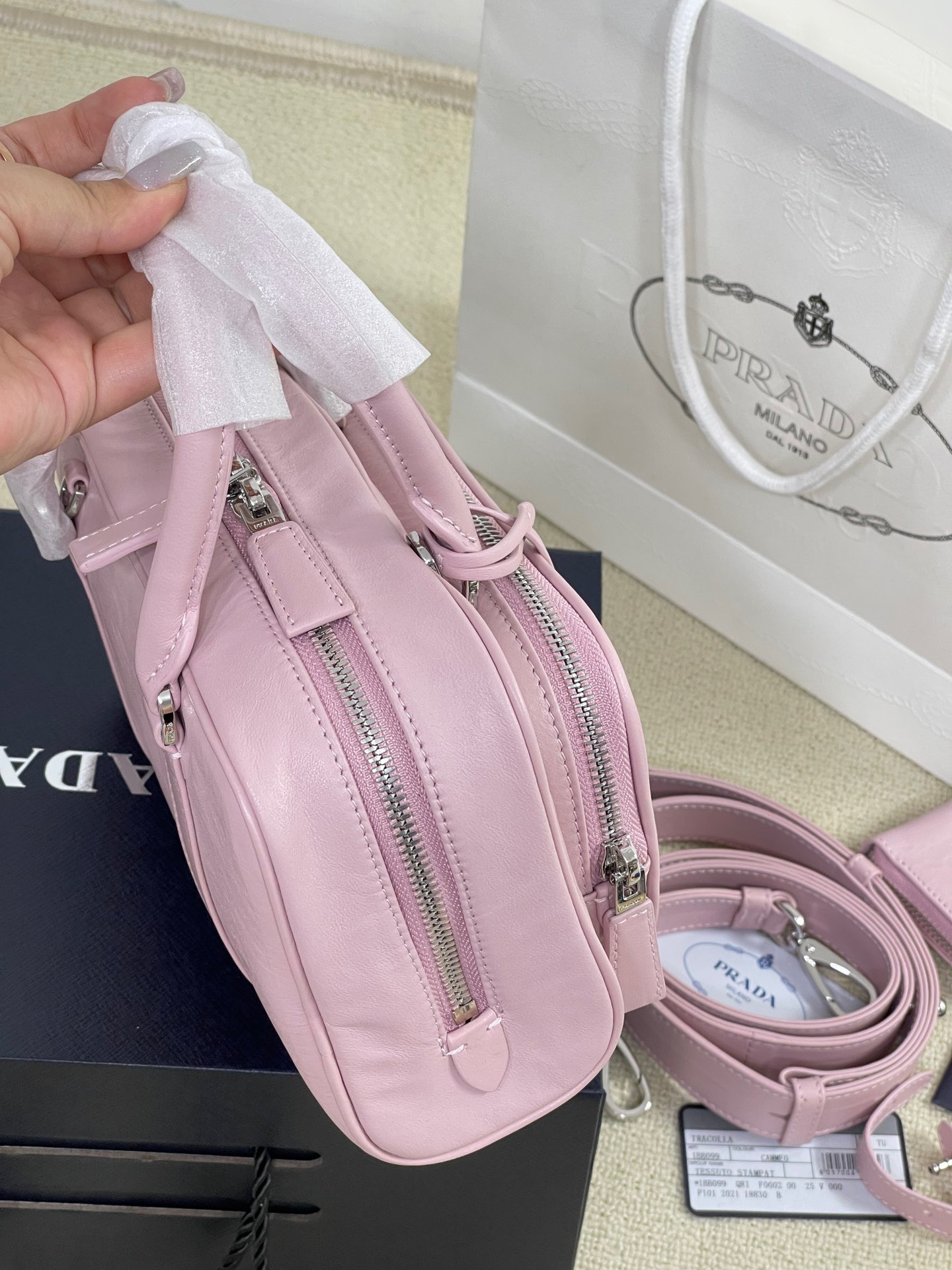 438C04A6-8B42-4B69-9626-C5C969F2BA28