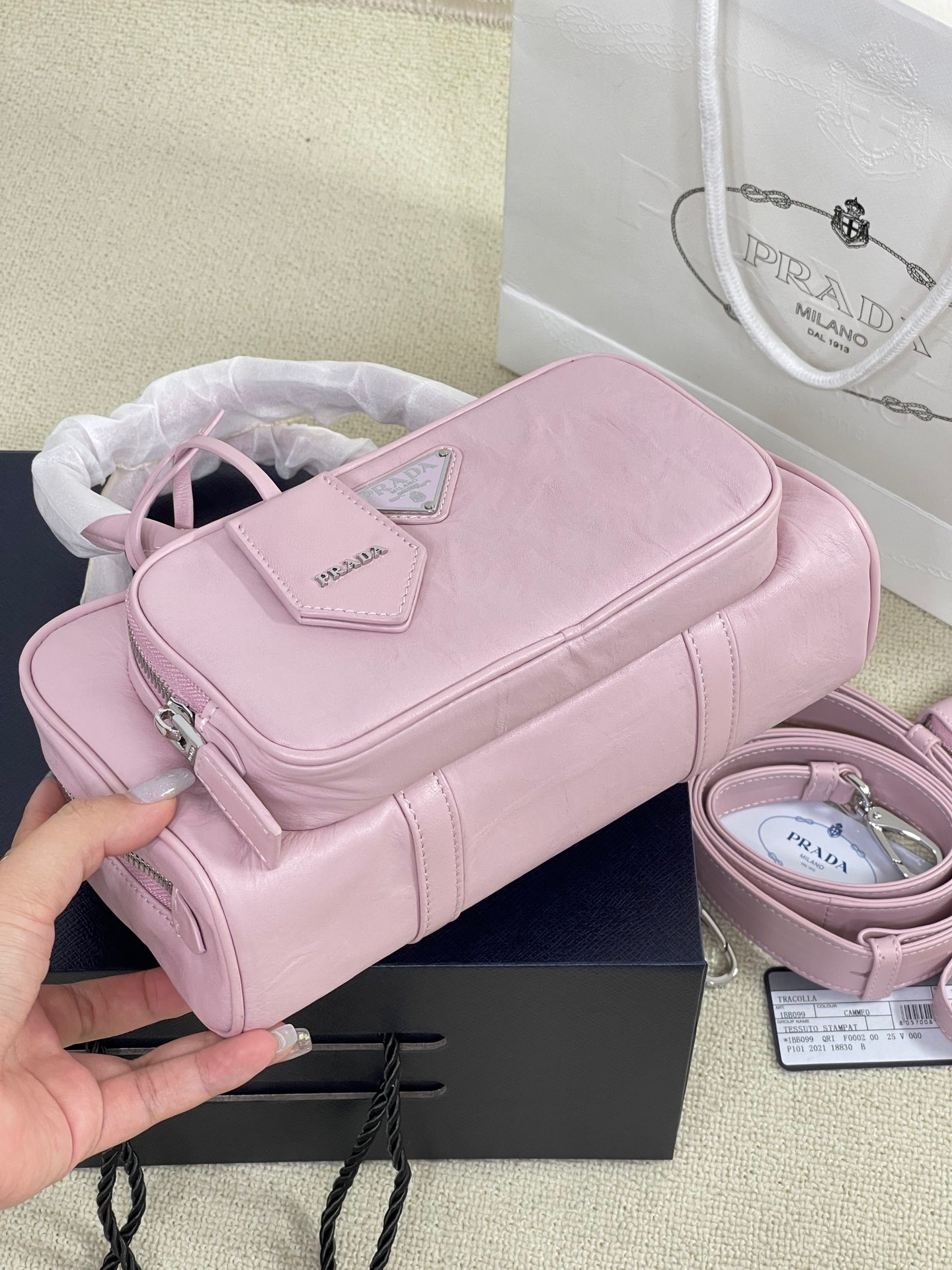 2910F1B9-9D59-43B9-A535-2571E508F8AA