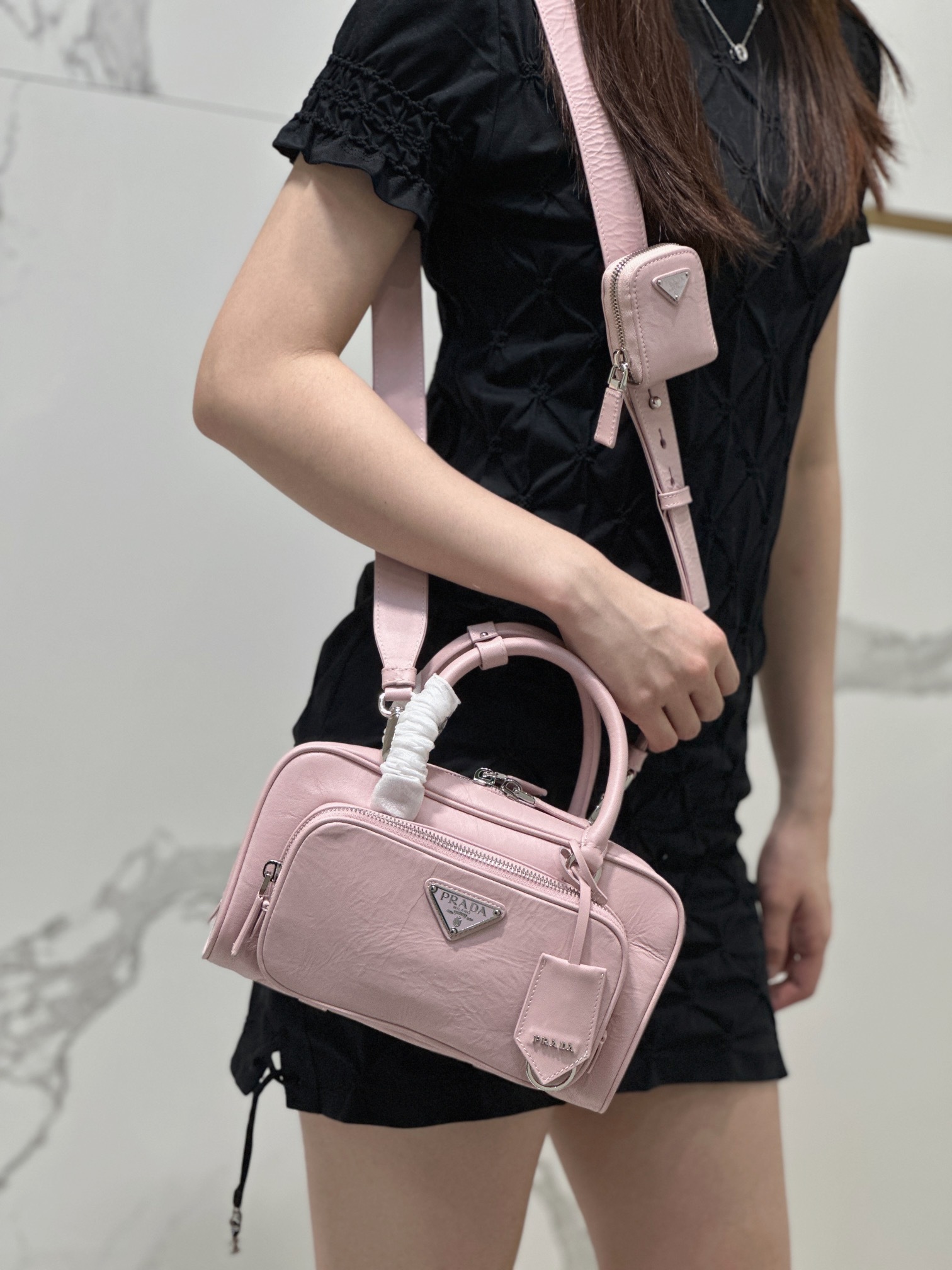 7F286E3C-3B8F-4A05-AF9D-8A3A65624F7B