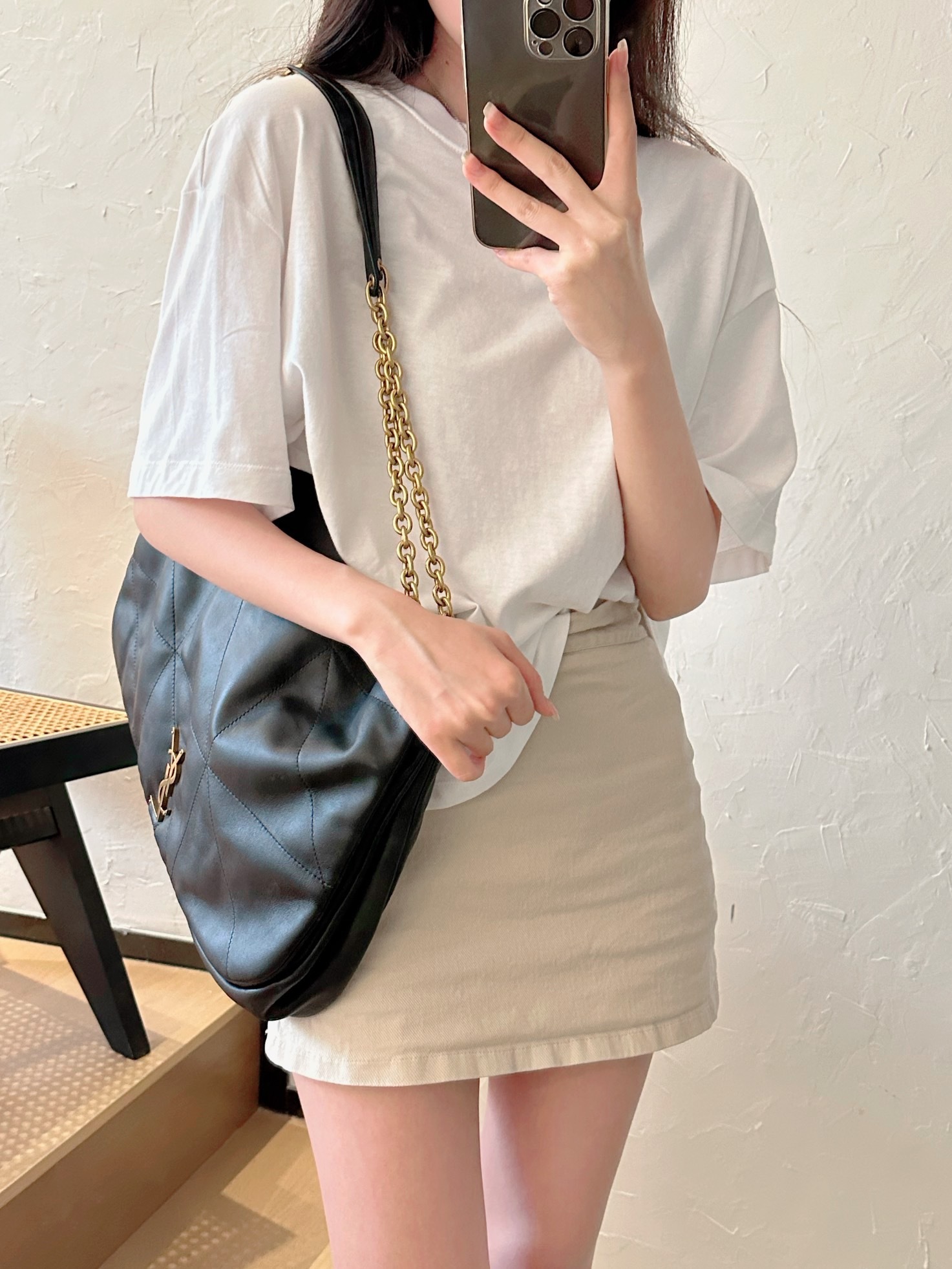 D1C43DA9-6AAD-42F2-A333-B038F97C235C