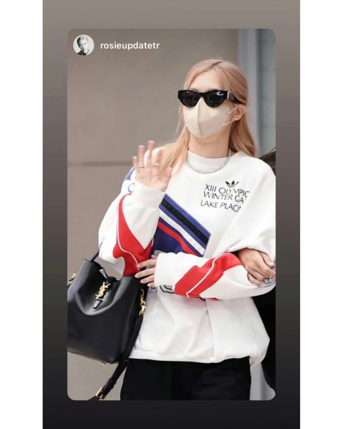 F02AEB77-C76E-46AB-AE22-C93A295E8787