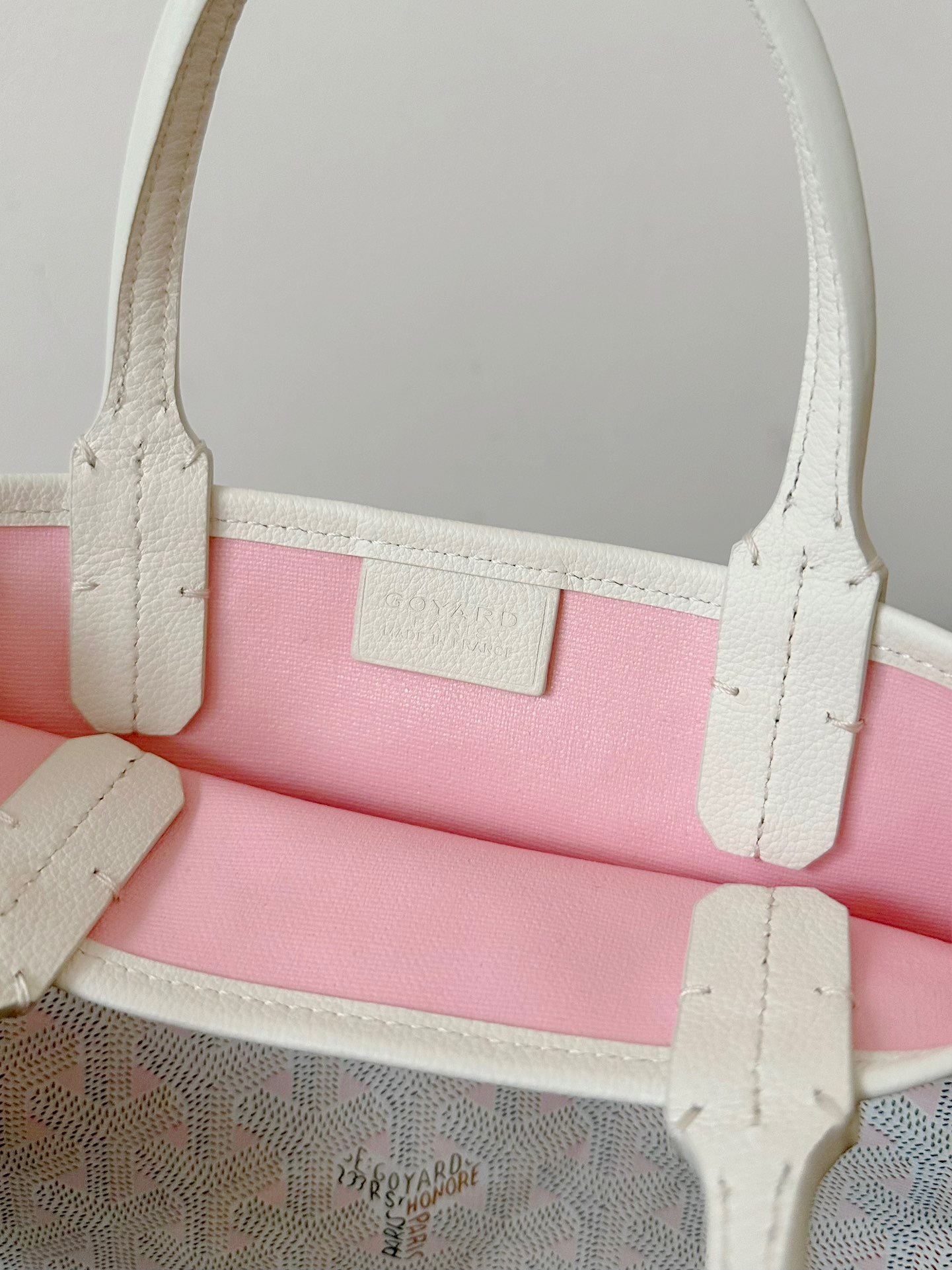 86277FB6-E78B-41D8-ACFE-DBA44A37D733