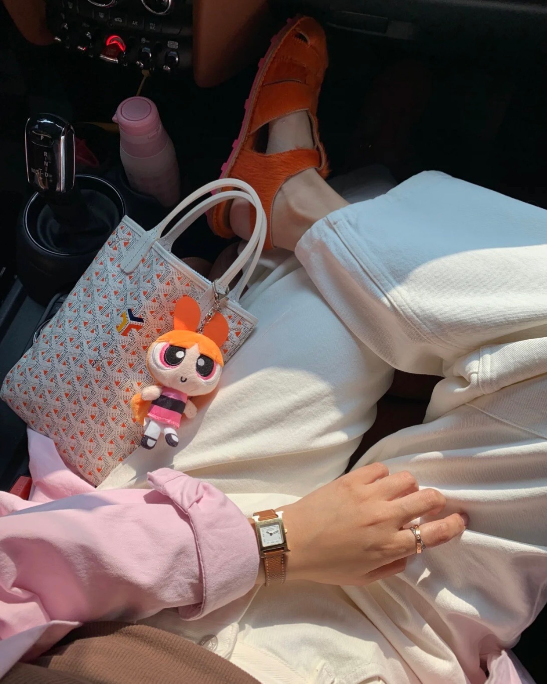 4F39C0AE-A362-46E6-B623-94561241D3A3