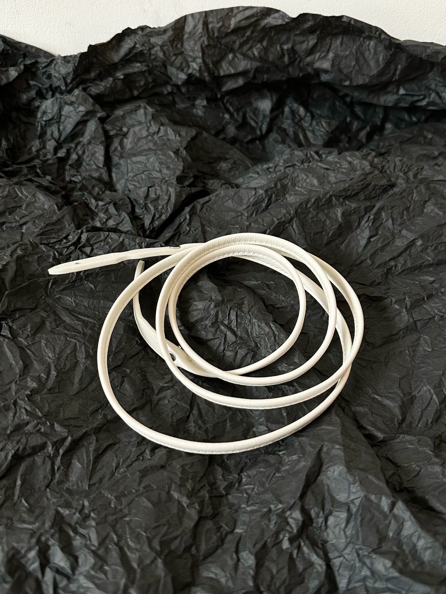 16B4076B-E8D9-475F-836E-2625A189AE10