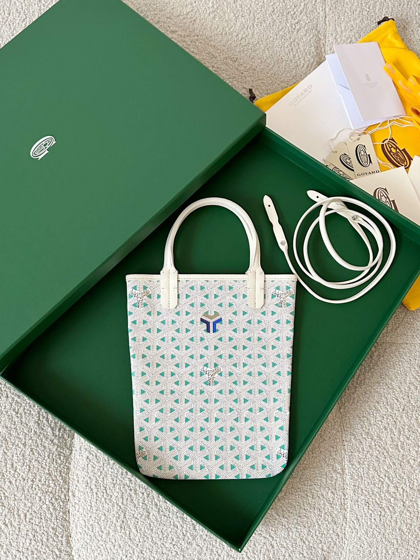 750D808F-EE2A-4B77-8FAC-AEB67FA8DDB9