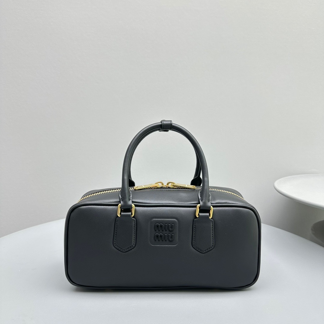 2452E5DF-54A7-4B96-880F-9A08C9B6BB9B