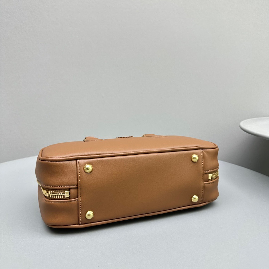 52ECF09C-2743-4F5D-A12A-2B5F8CD179EC