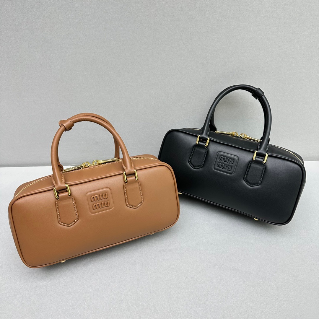 44F1D1FD-D857-4BBF-842C-CC42508C5CAD