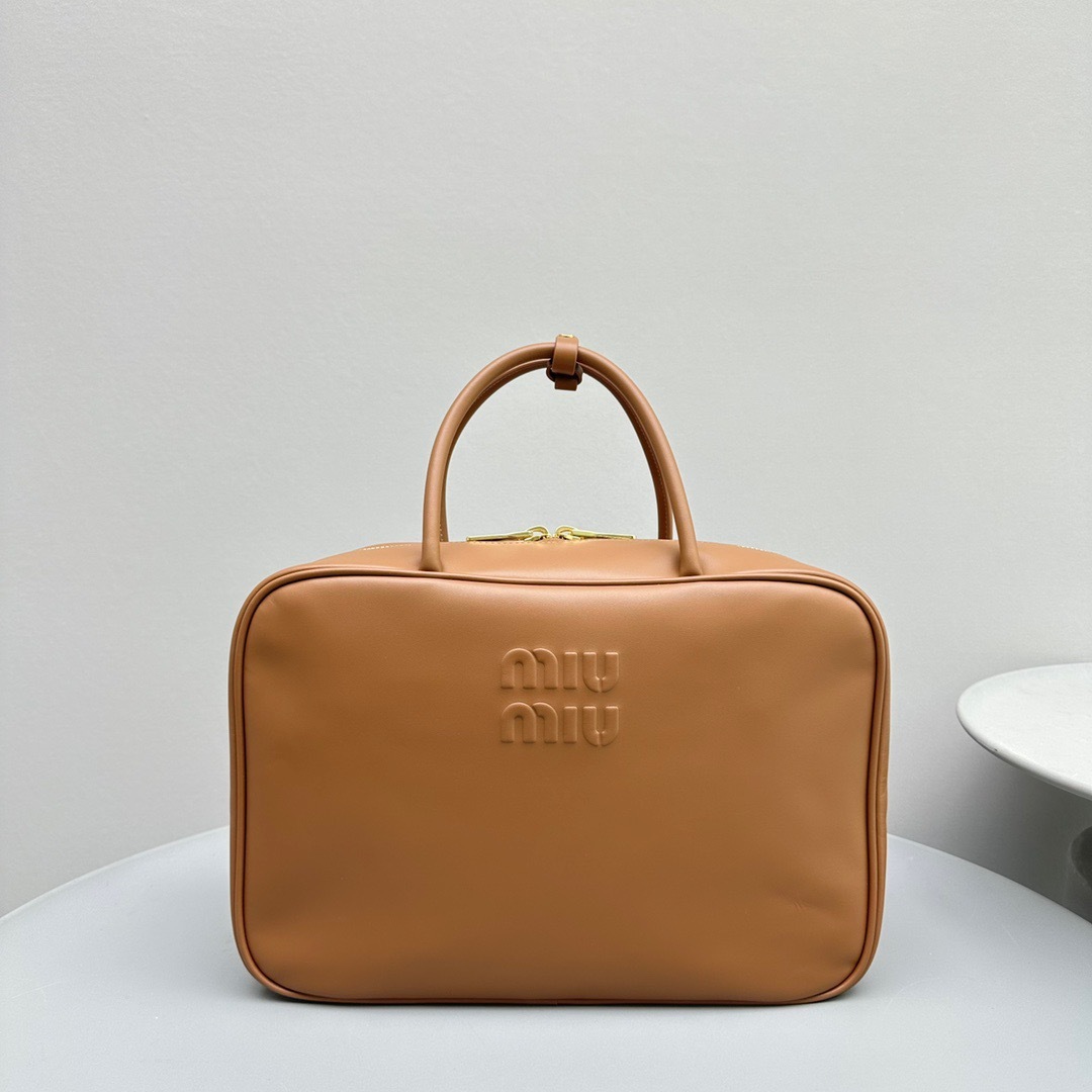 3BA6F45D-0FB0-4E46-A226-6CAE5253E66A