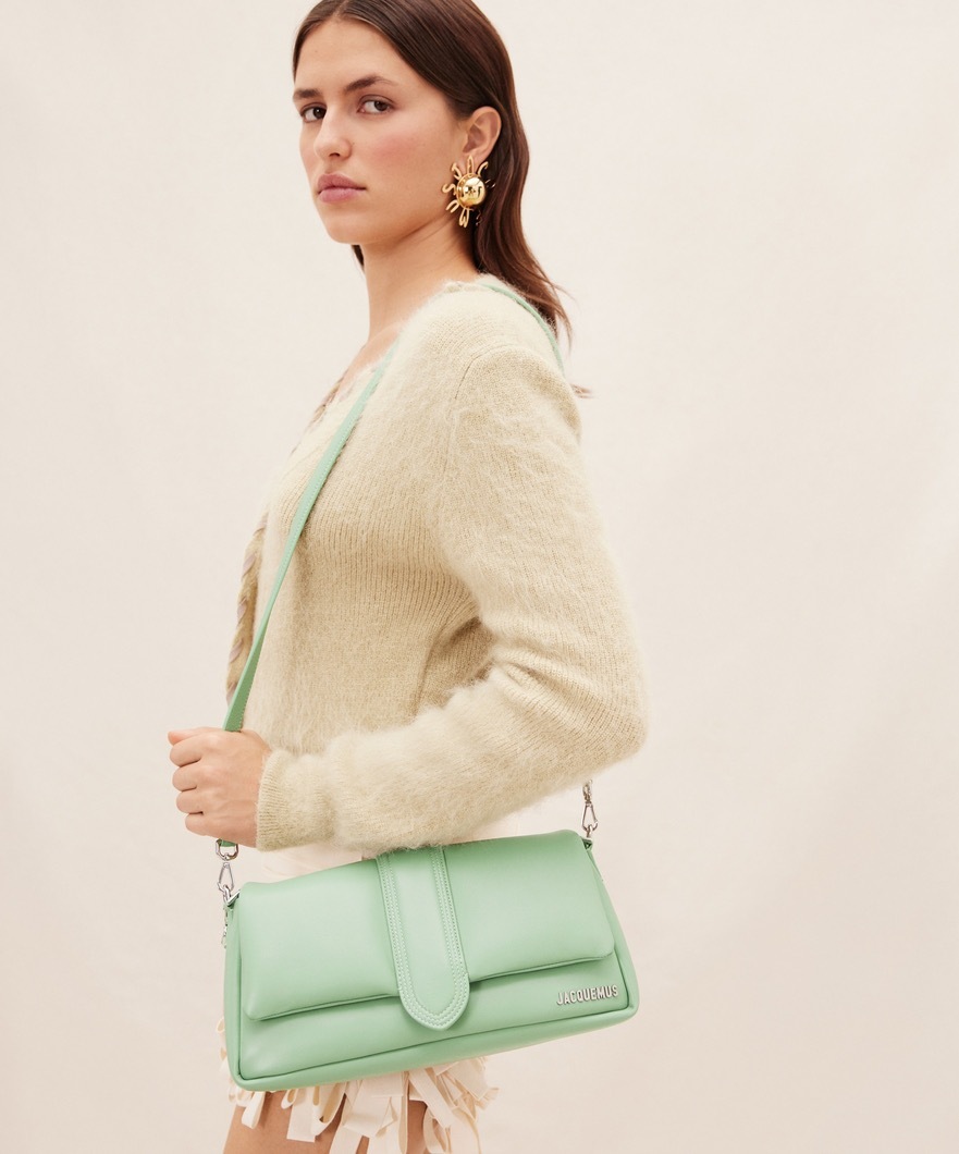 FE81A4A0-495D-4AC9-8441-90BF66E13F5F