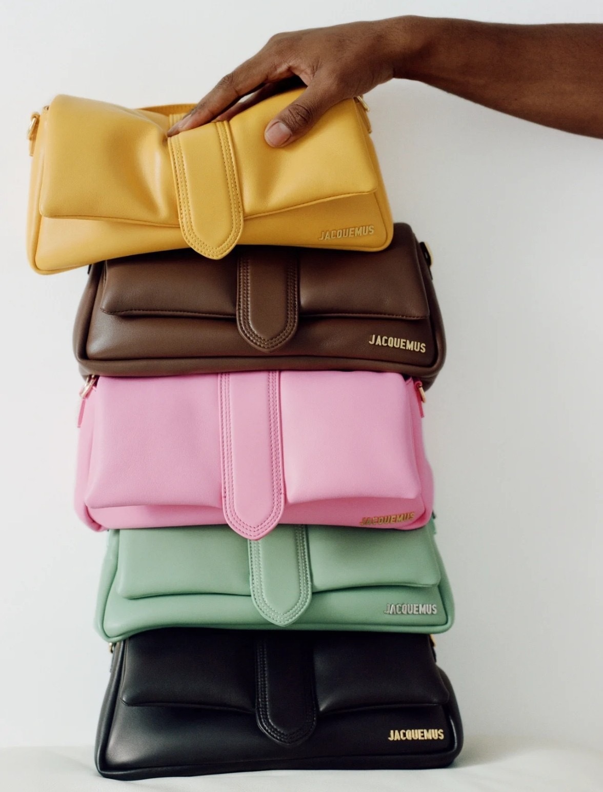 490A35E9-BDA9-40C5-B6D5-ECB6479AFEB1