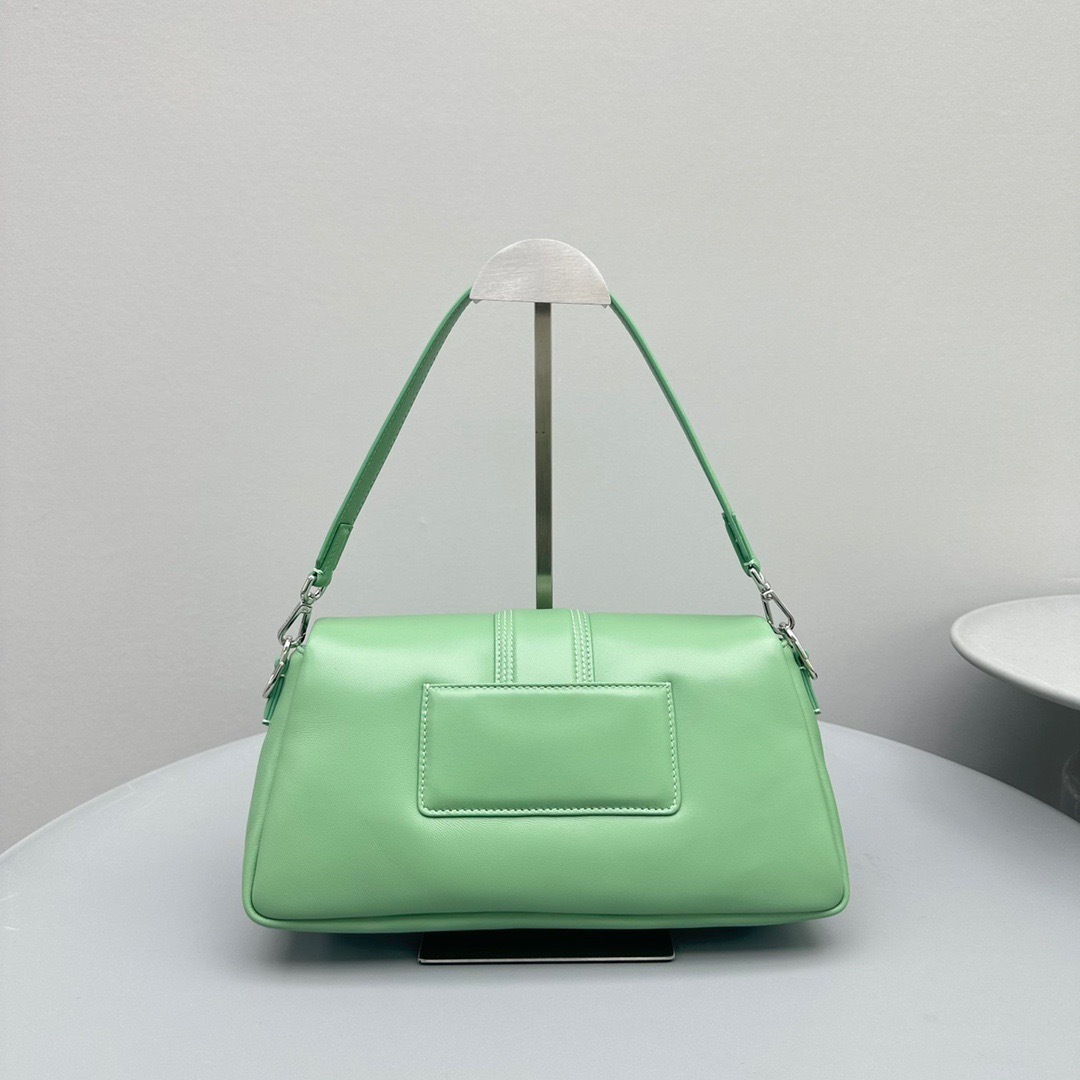 4A13054A-06E9-400E-914A-C6472F3CF11E