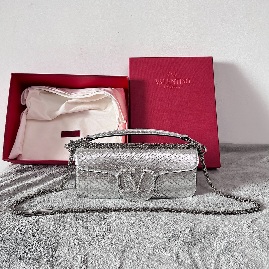 A08E03A0-C9E3-41FC-A1FB-6EF216FB3B90