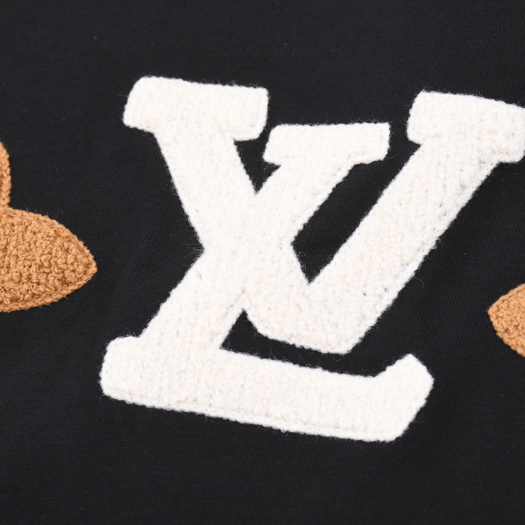 E20CE01D-EDD9-4603-A13C-F70F6751653E