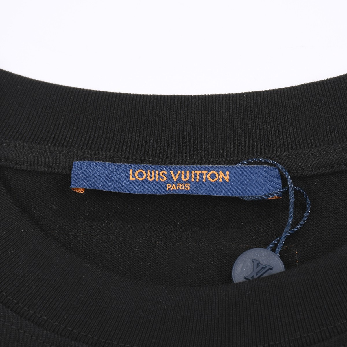 4E82DF43-FA90-4410-A0E1-D76B2806A792