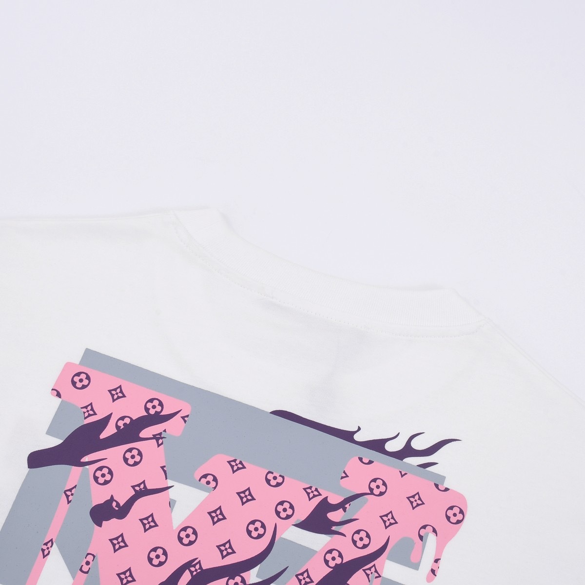 D2605705-B9F1-4621-84BB-44C89070743E