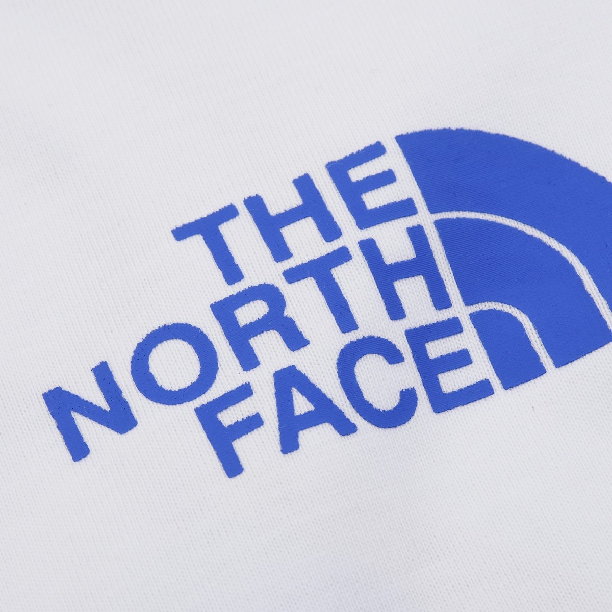 B22ECA5E-6469-4F6A-9B2D-704F9E9110D5