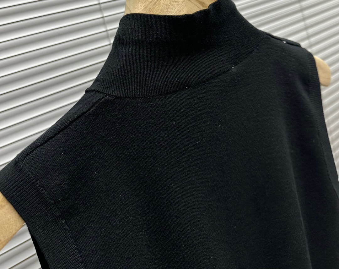 6803FEA0-12CA-418C-9D58-B9F60E083CD2