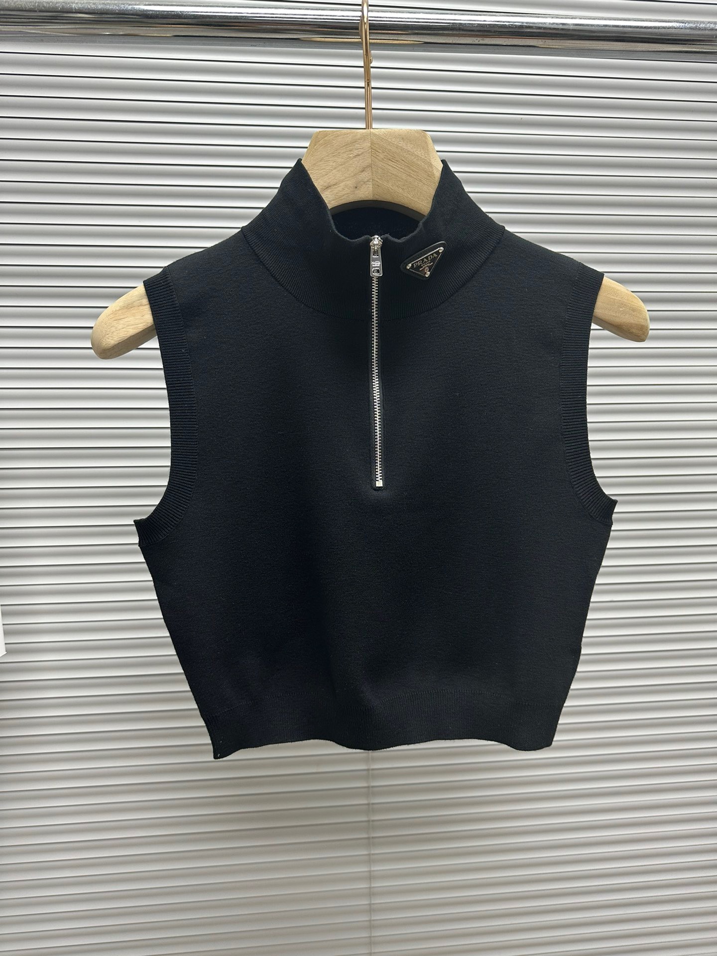 797436A9-18F6-4371-A41F-5DE58FA2AFAD