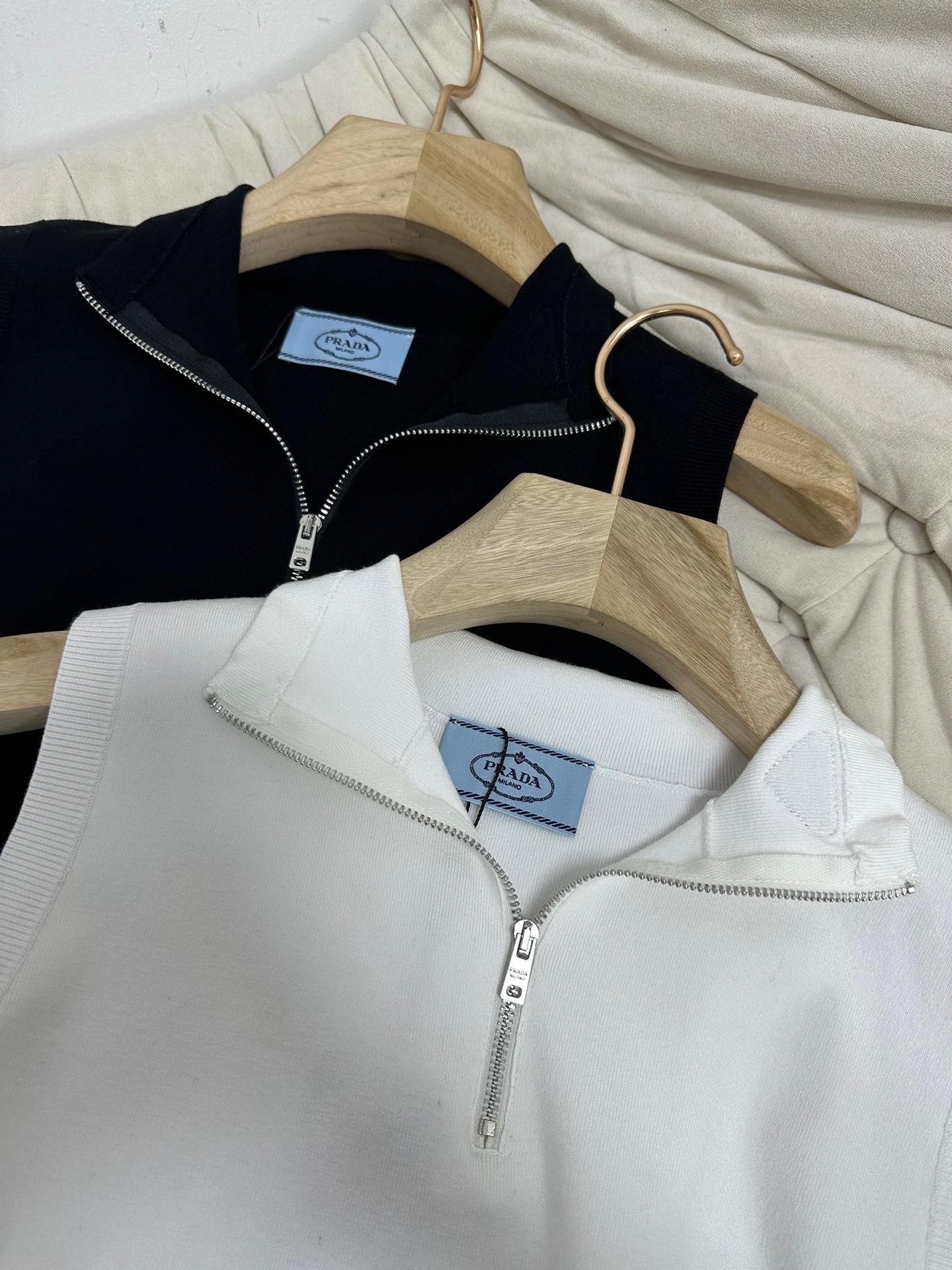 764DF421-96B8-4C47-967C-AE62869C07D3