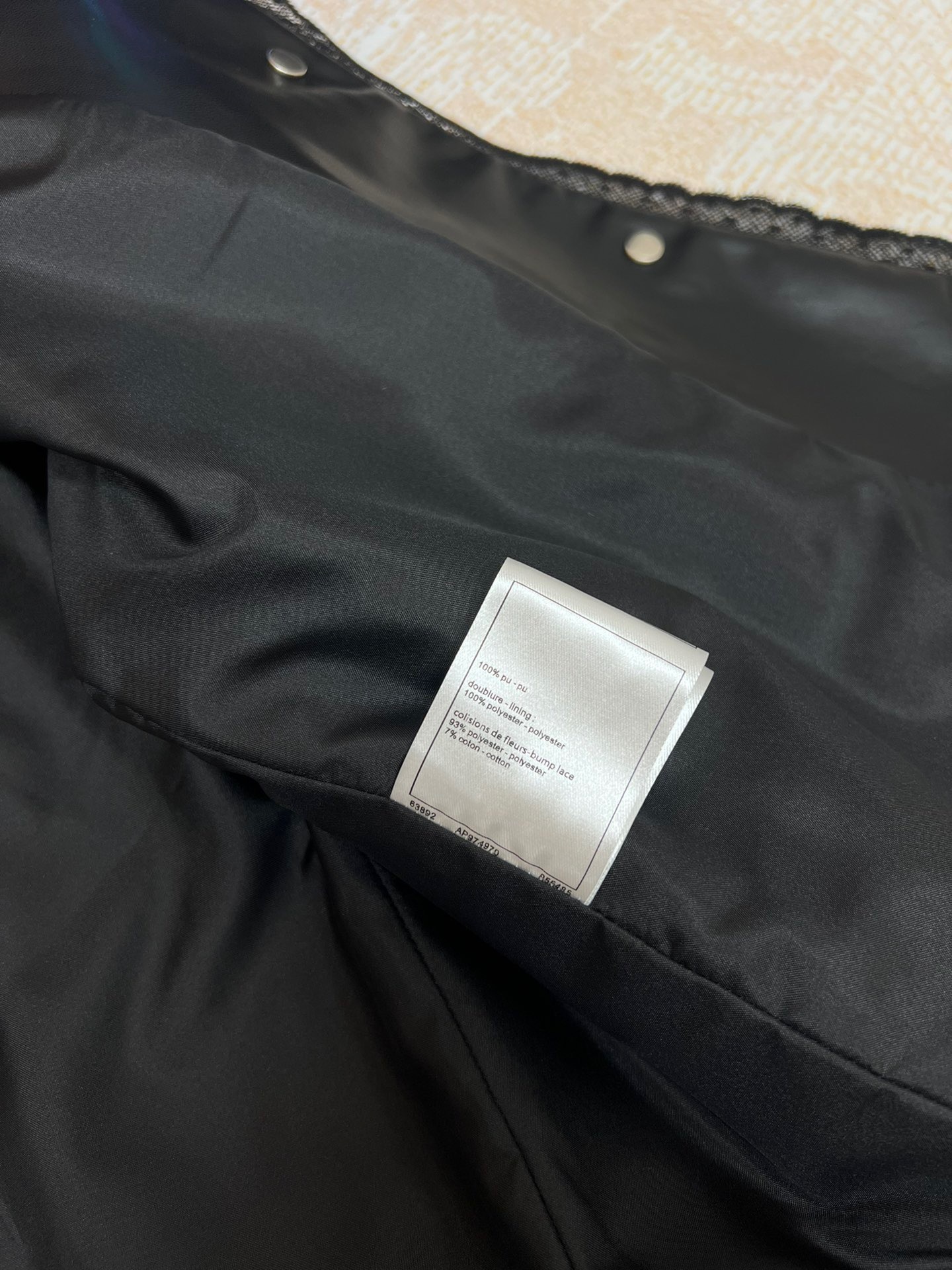 714C629F-D69B-4DB4-8CE6-0EB65619EA8B