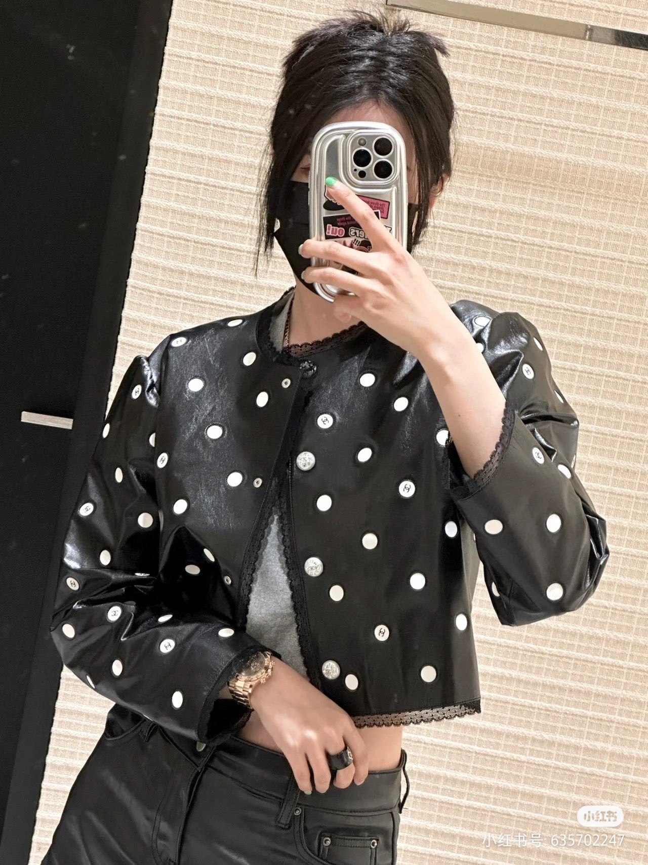 EA9B7EC3-0698-450F-B86D-640E141F28E5