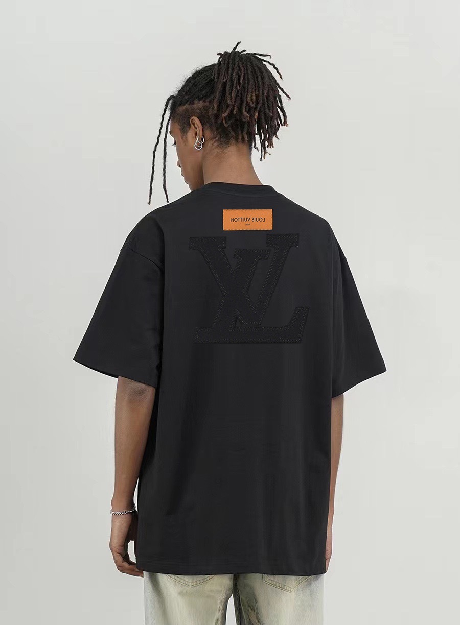 9903B1DE-8A12-4151-BA8C-B5E7CFD52E88