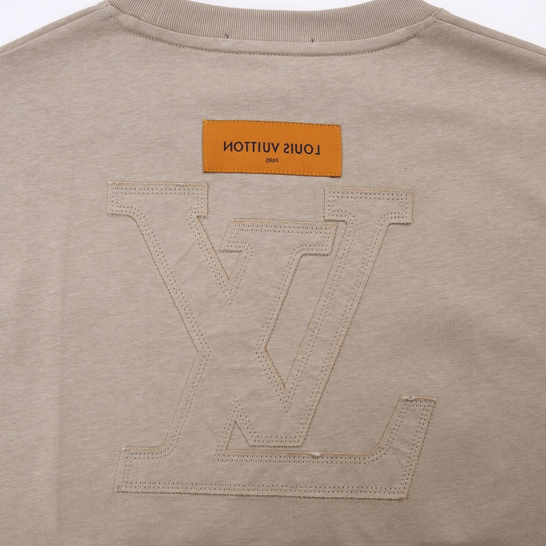 ECCD1F8F-AE40-4E89-8B20-A365C29AC539