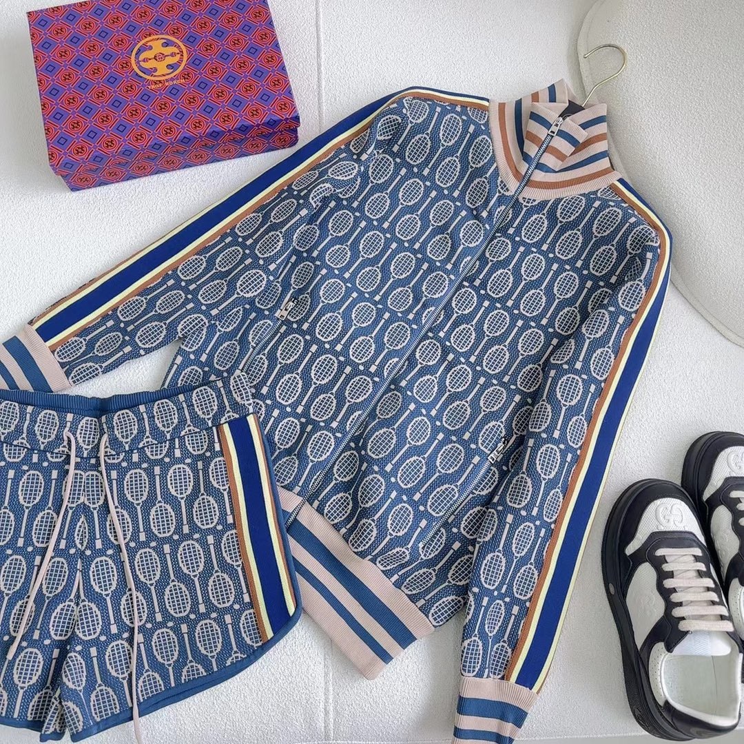 3D39ADF5-AB87-420D-A2E1-CDF0A524D4E4