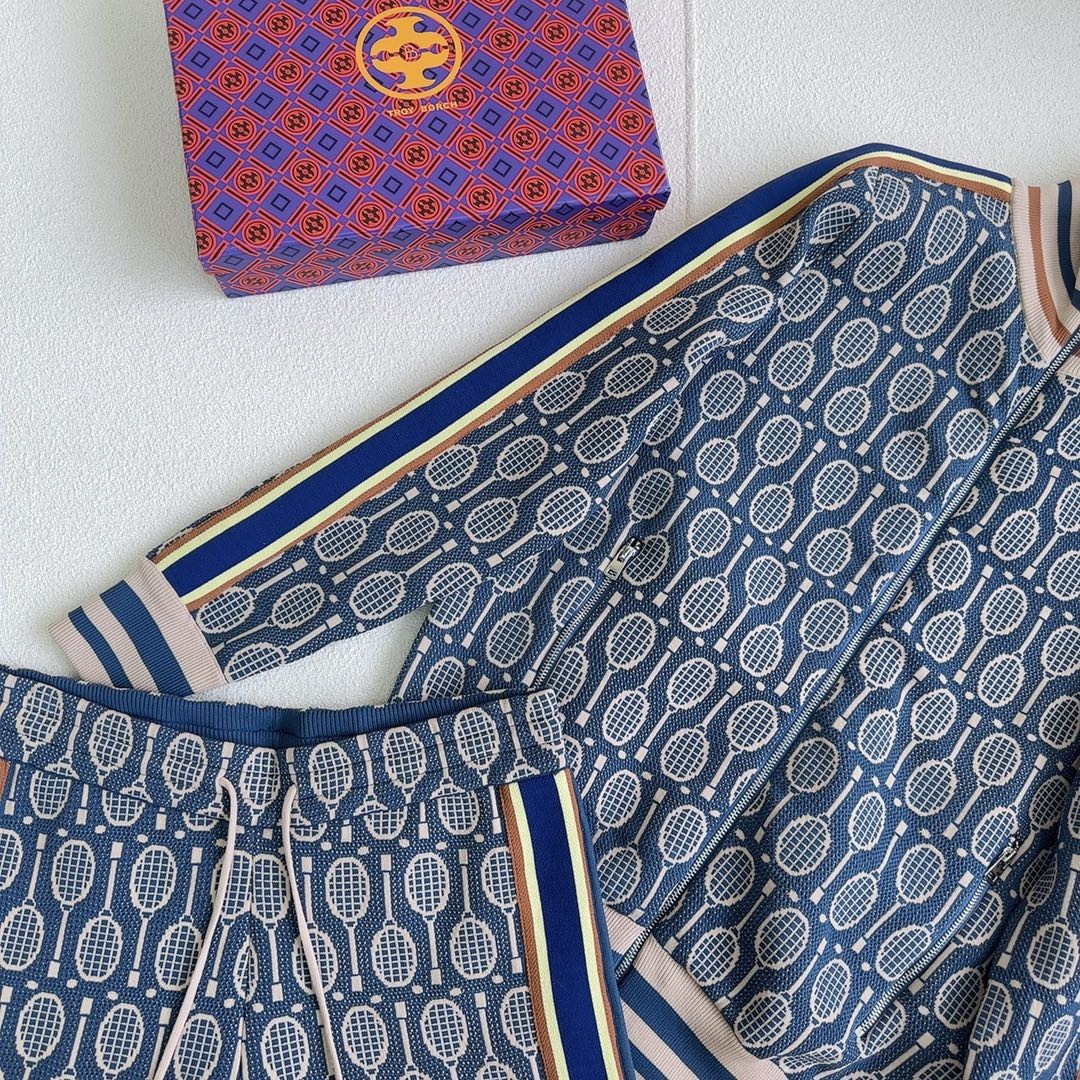 3A921520-F9AA-48E0-93C9-B56F6D992617