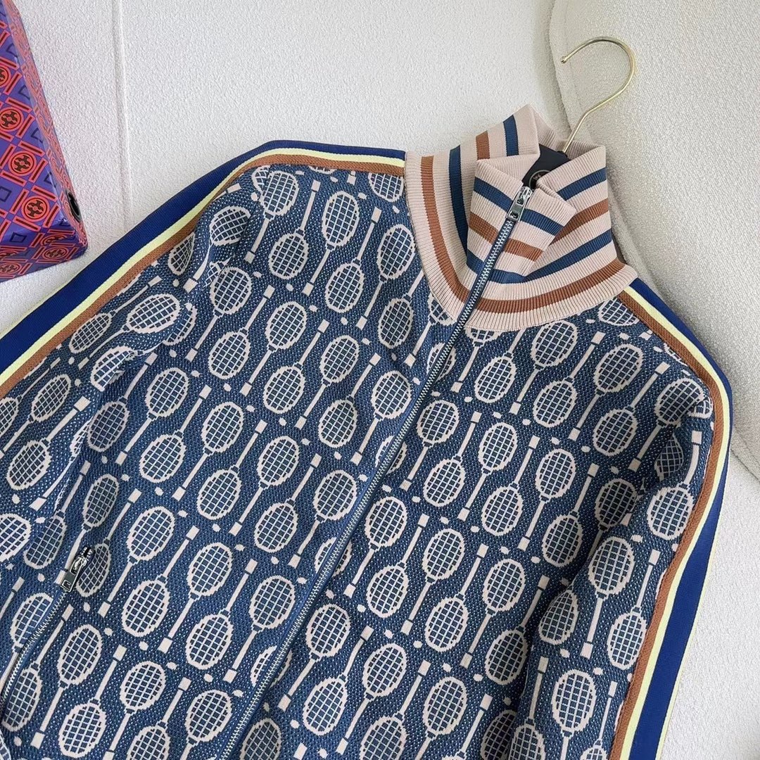 7924C235-7724-49EA-AD02-F71B24E68781