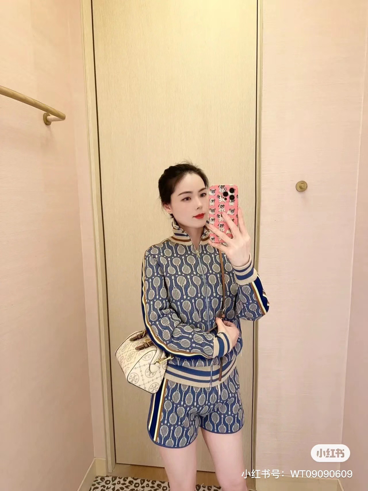 F03CCEE2-4507-42AC-9708-723DB7309EBC