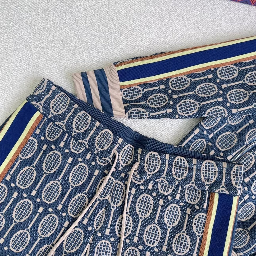 DBA4C970-ACEE-49A3-BEE3-5E32DD3B2CE0