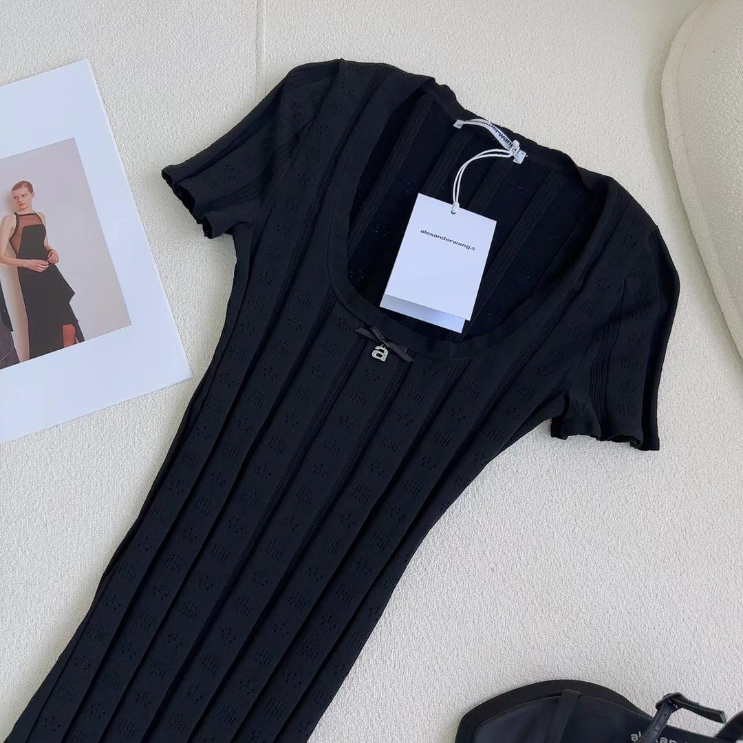 4B065FBA-9EF9-4D79-BBC3-770787522BD1