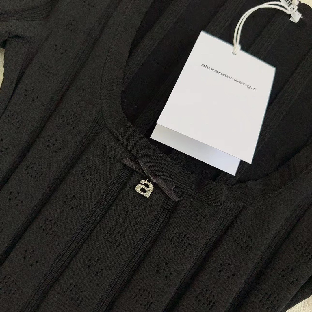 56BC86D8-412D-420D-A80F-0610959732F8