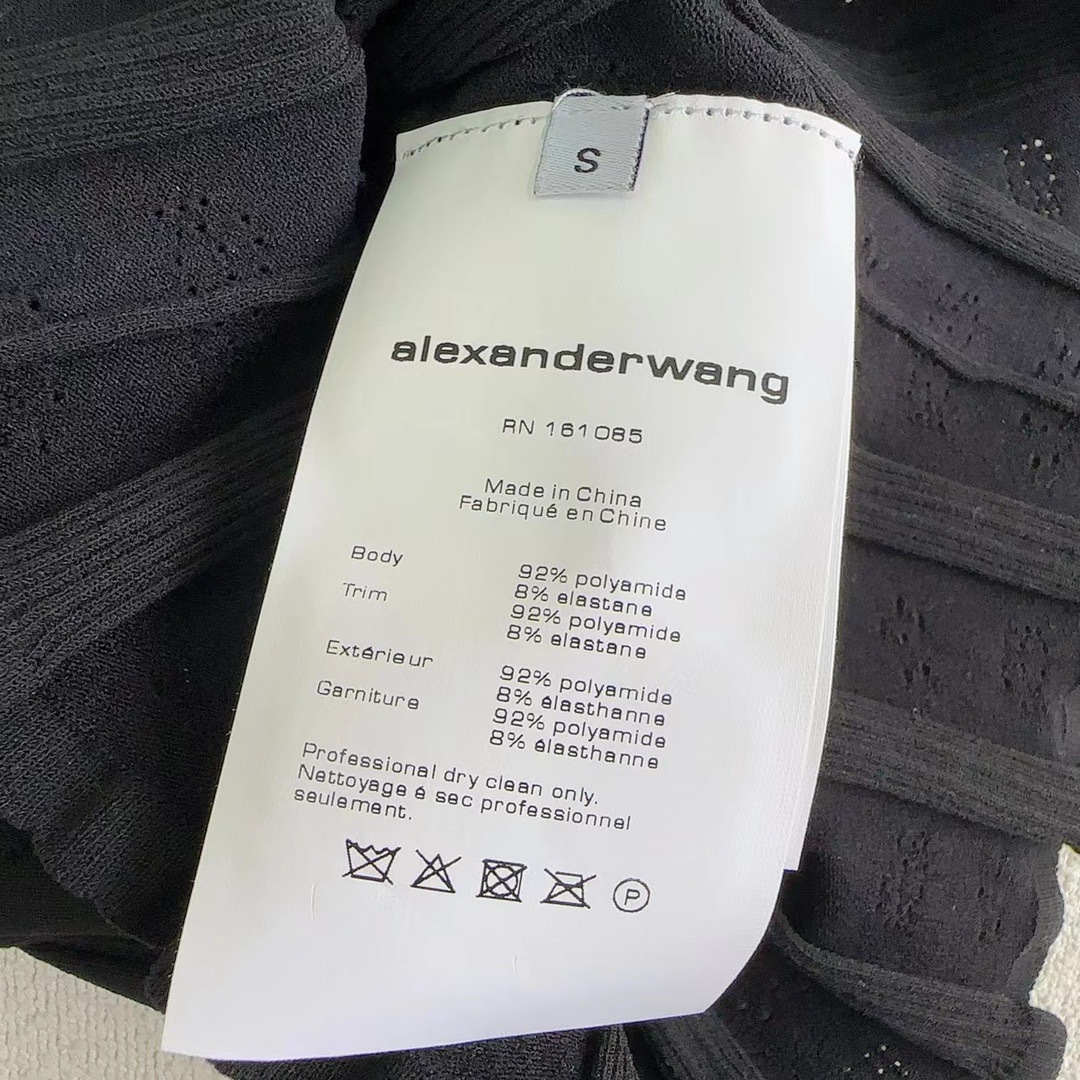 ED7E53DE-78D1-407D-8452-2185A06FE858