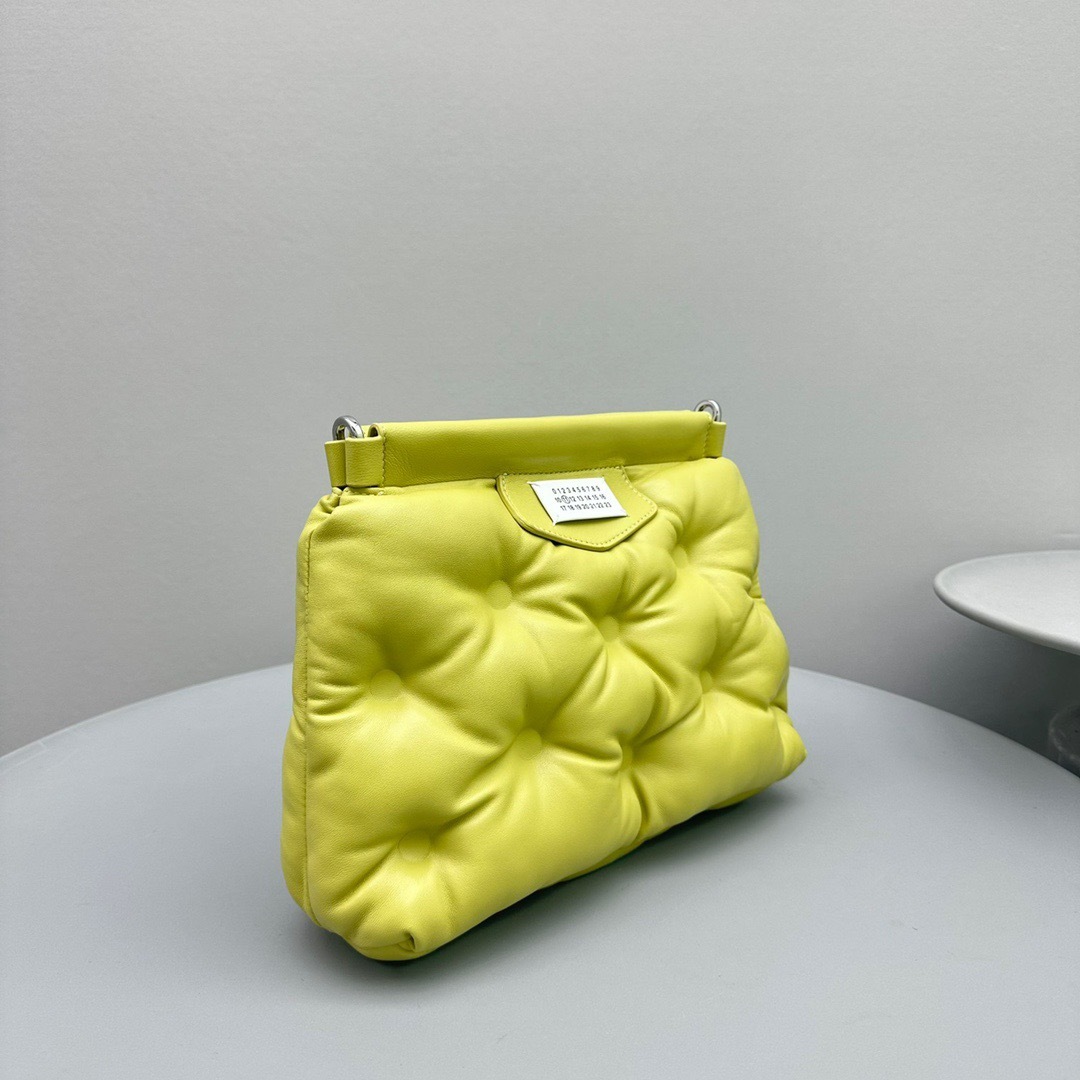 71548CB4-E565-4553-8320-8A78C39DD87D