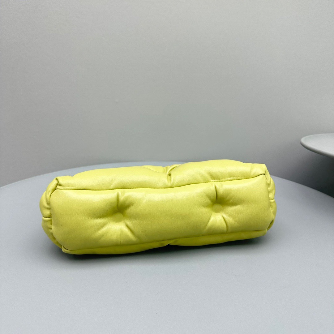 4FE045D5-7746-4B9C-ABBC-B02092A4D2A5